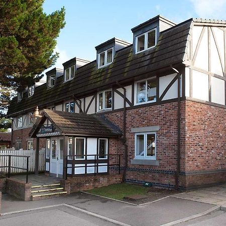 Travelodge Bournemouth Cooper Dean Exteriör bild