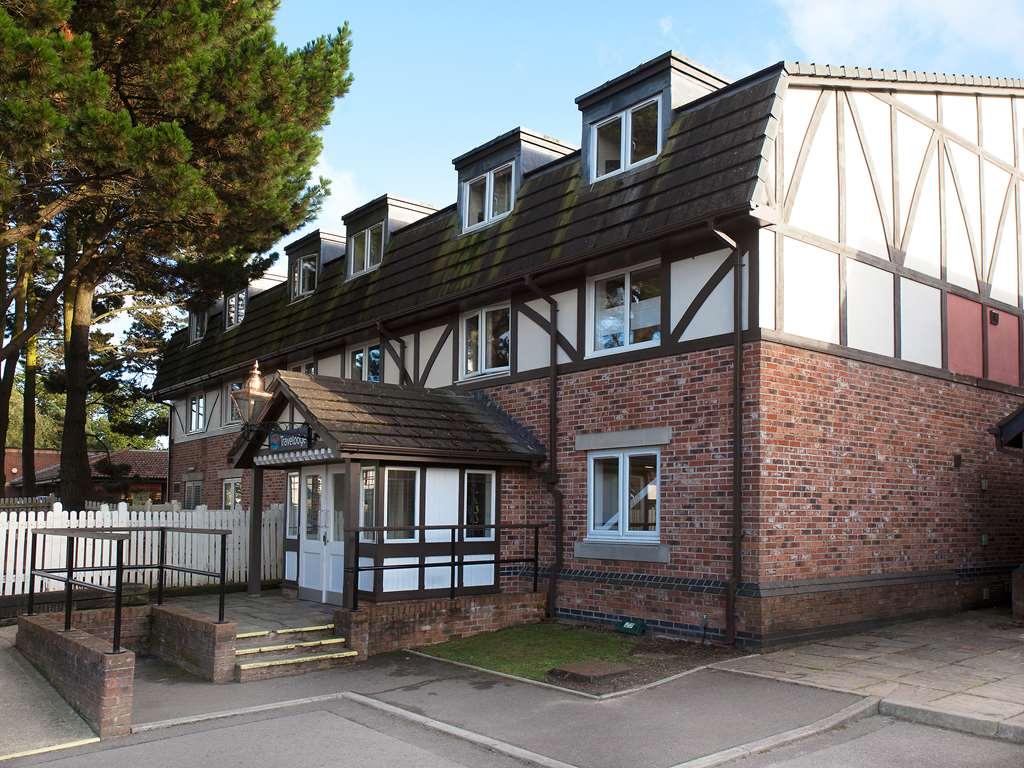 Travelodge Bournemouth Cooper Dean Exteriör bild